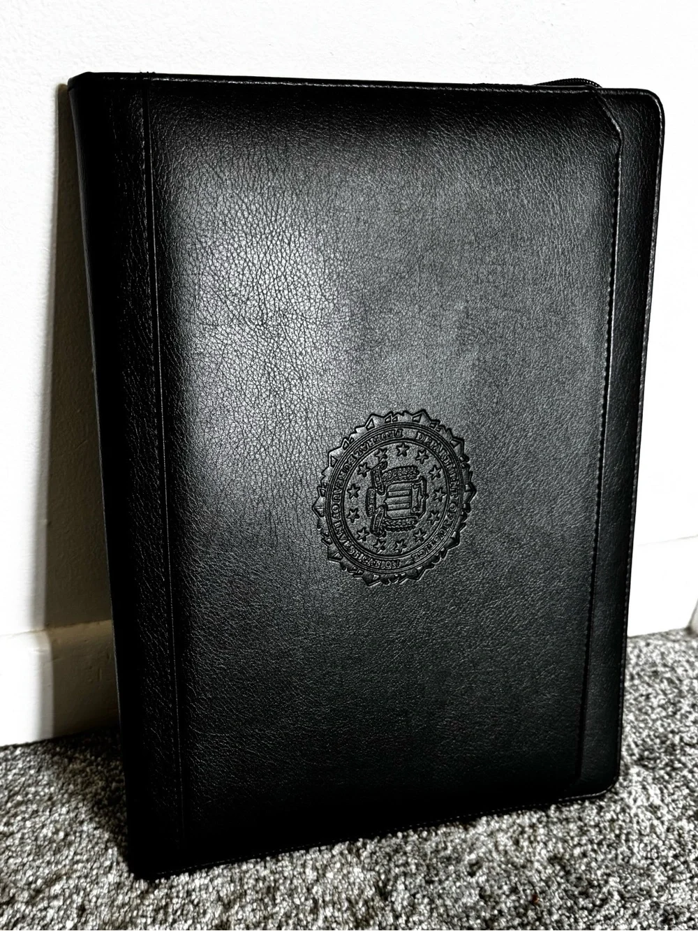 Department of Justice – Federal Bureau of Investigation (FBI) Zippered Padfolio
